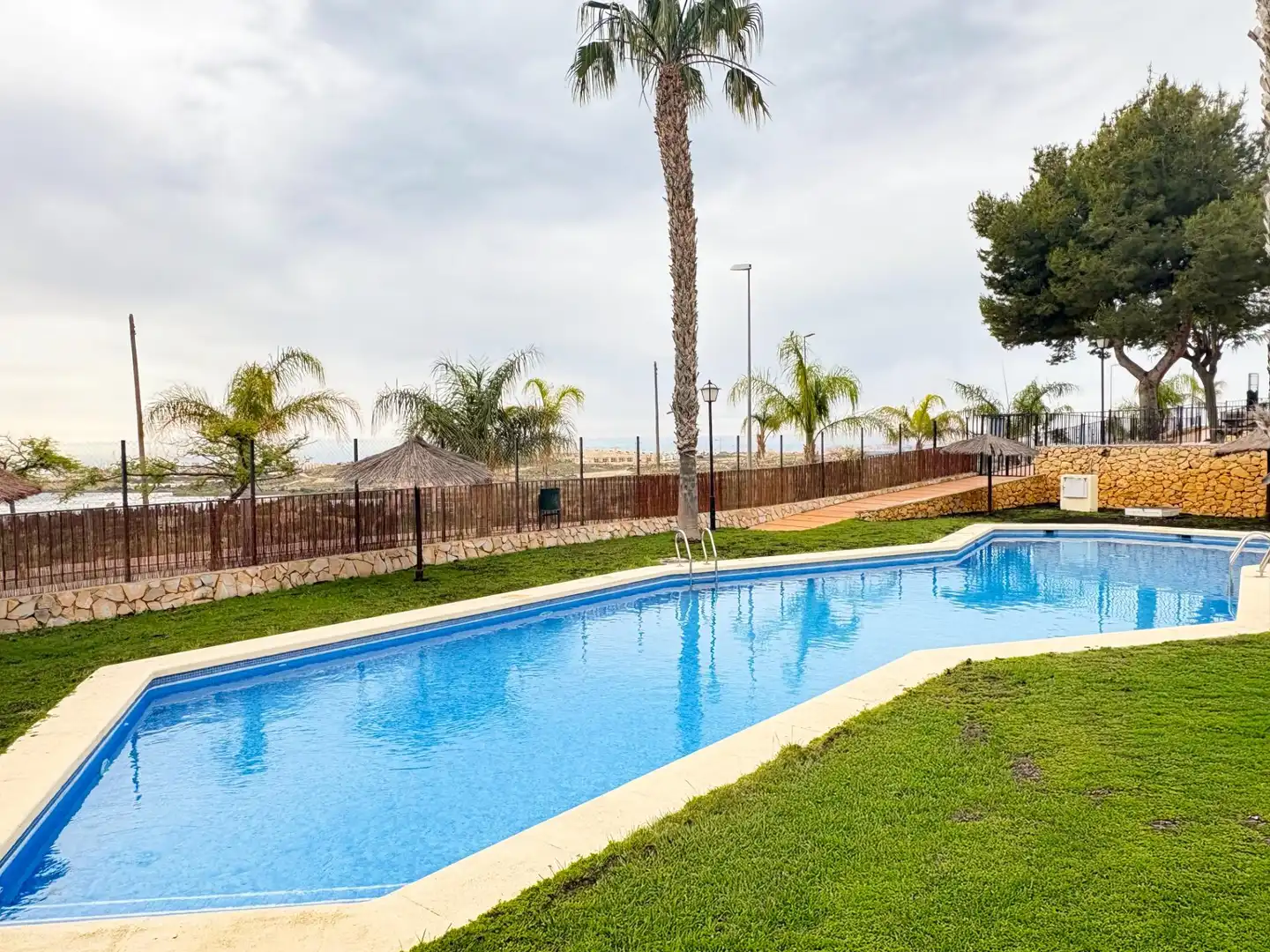 Casa a schiera con terrazza in vendita a Calle AIGUALERA DE L'