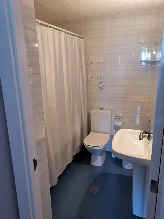 Baño de Apartamento de alquiler en Alicante / Alacant con Terraza, Amueblado y Balcón