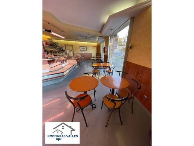 Local comercial en Venta en Calle Via Piquer, 27 en Parets del Vallès