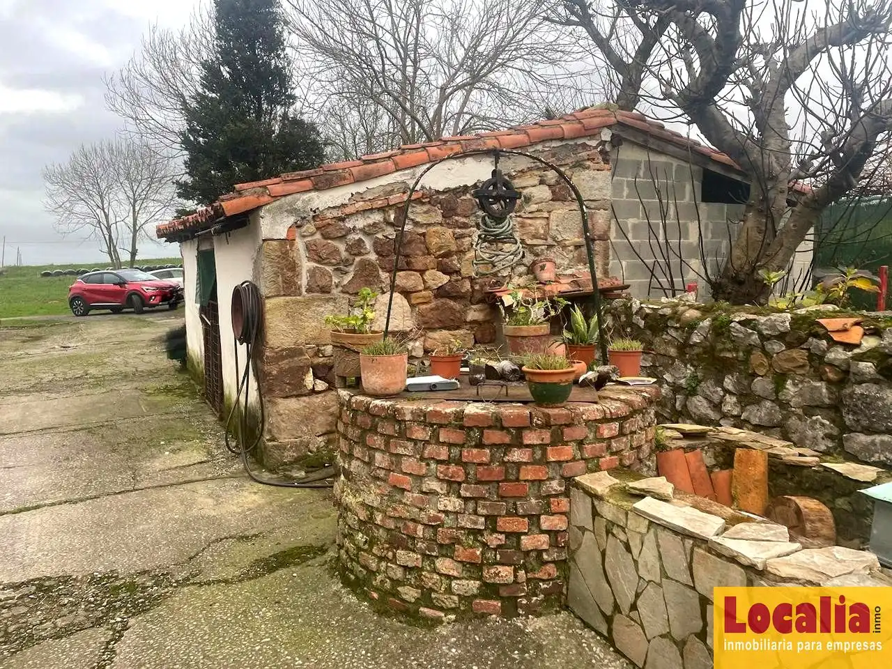 Exterior view of Houses for sale in Torrelavega   with Private garden and Storage room
