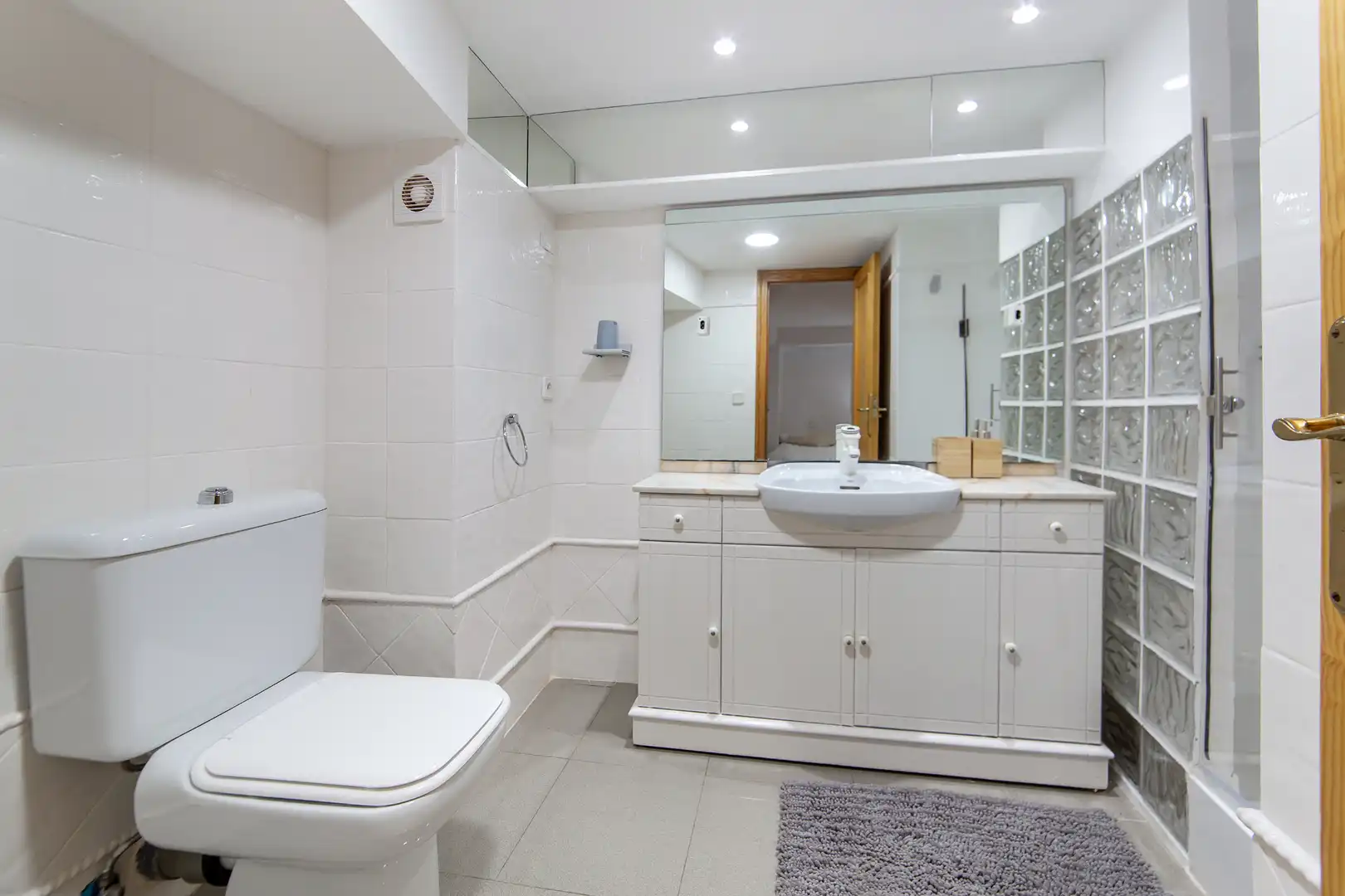 Baño de Piso en venta en Valencia con Aire acondicionado, Calefacción y Parquet