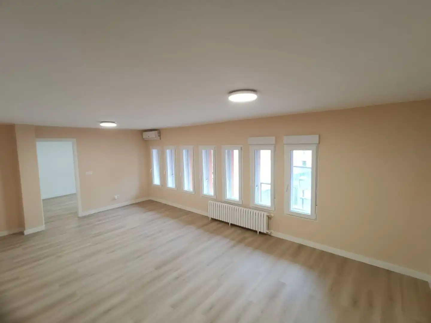 Sala de estar de Piso en venta en  Zaragoza Capital con Aire acondicionado