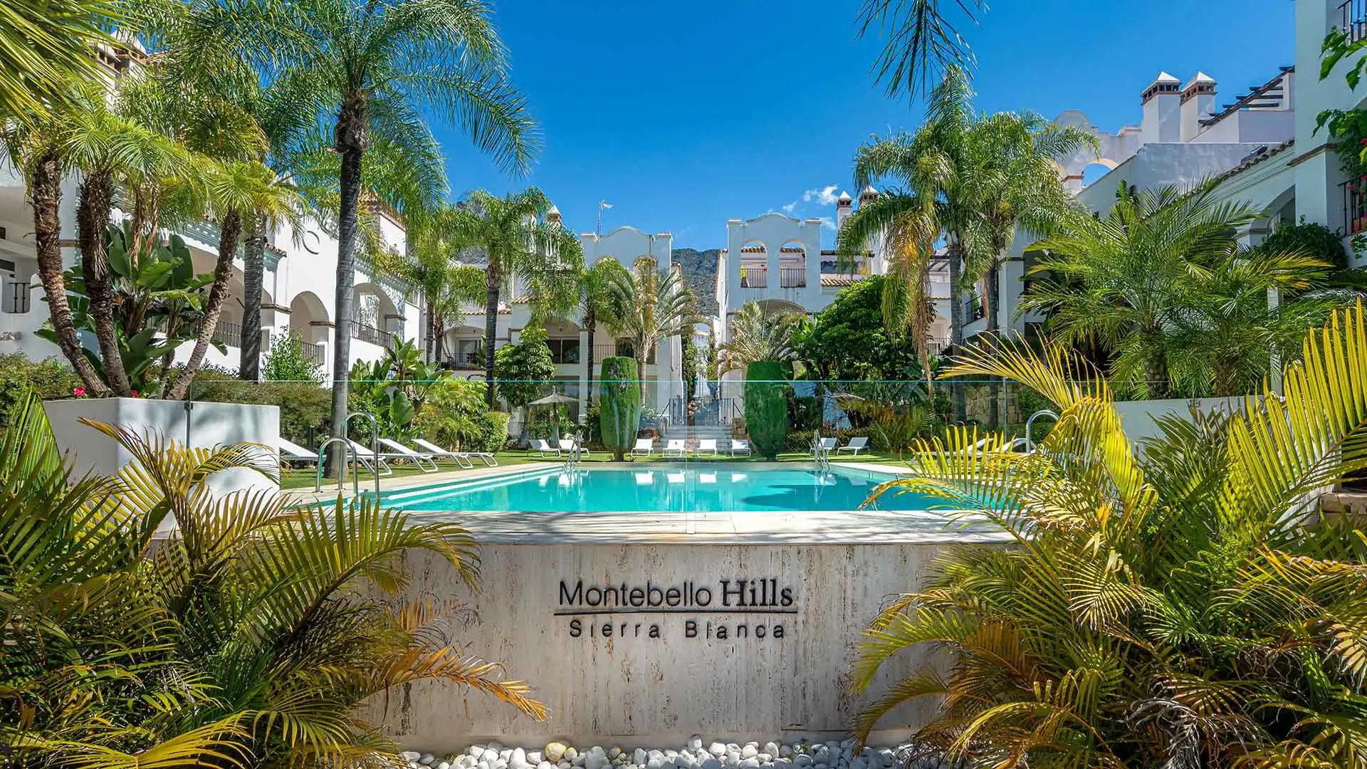 Außenansicht von Wohnungen zum Verkauf in Marbella mit Klimaanlage, Terrasse und Abstellraum