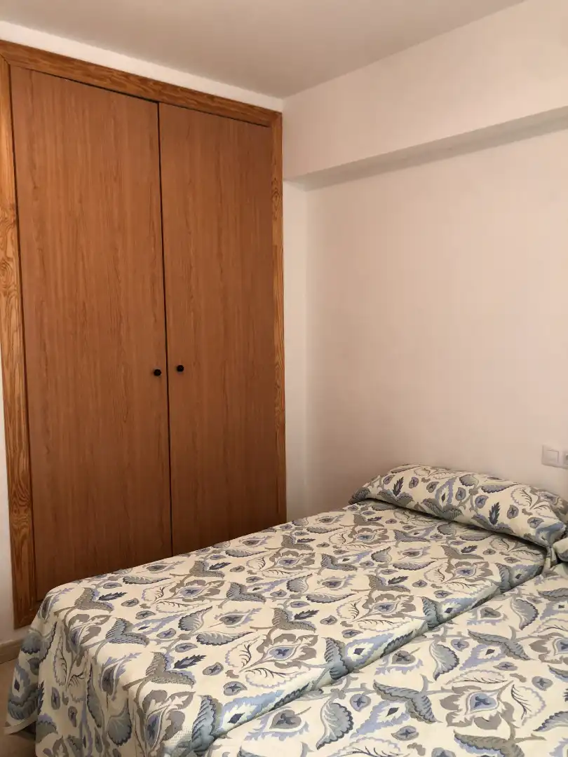 Habitación de Apartamento de alquiler en Cuevas del Almanzora con Aire acondicionado, Terraza y Piscina