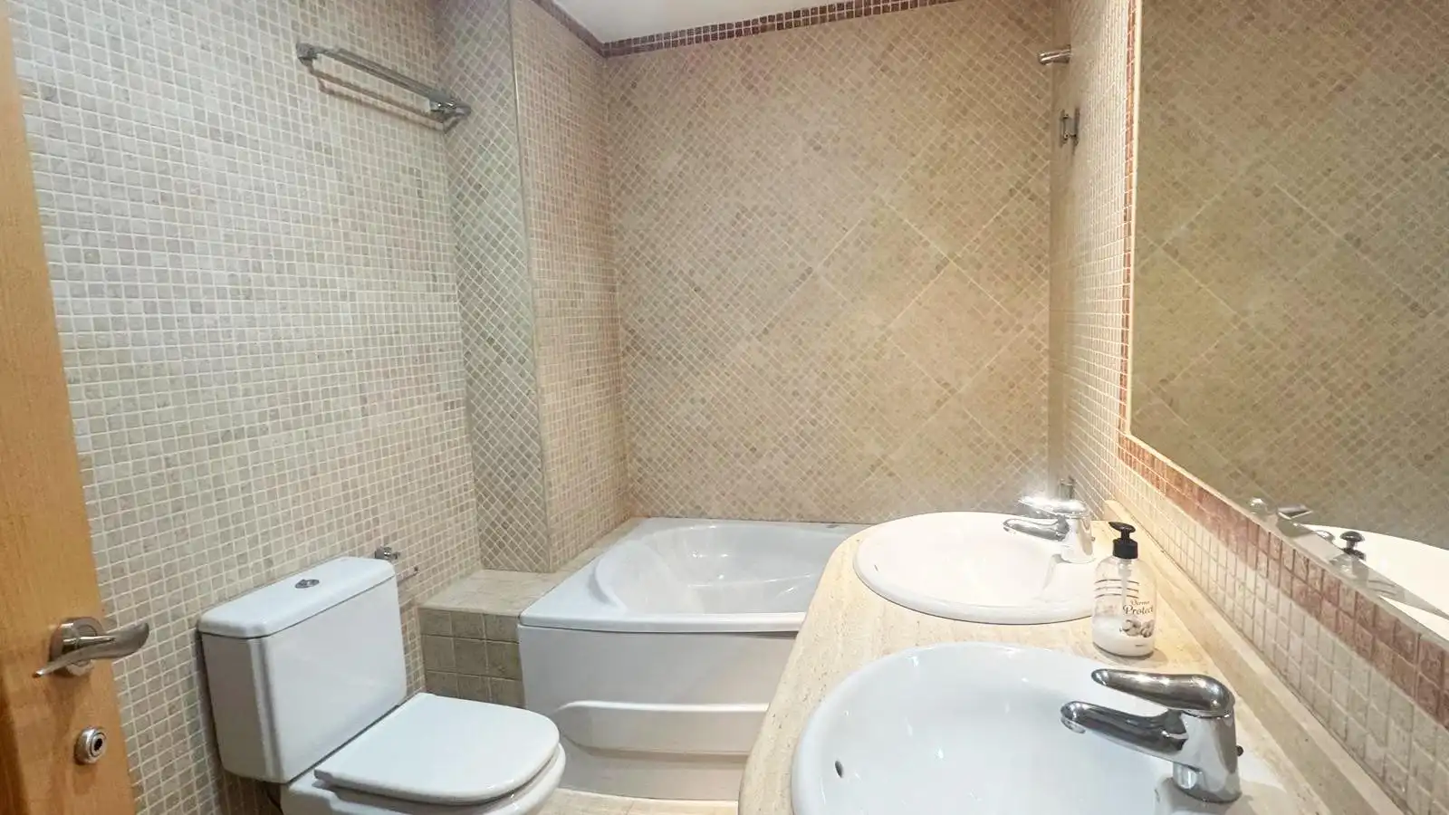 Baño de Piso en venta en Córdoba con Aire acondicionado y Terraza