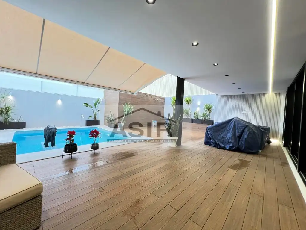 Swimming pool of Houses for sale in Algemesí  with Air Conditioner and Swimming Pool
