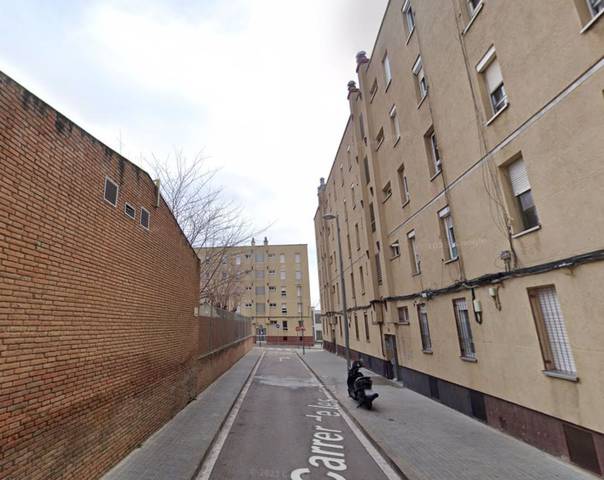 Piso en Venta en Espronceda