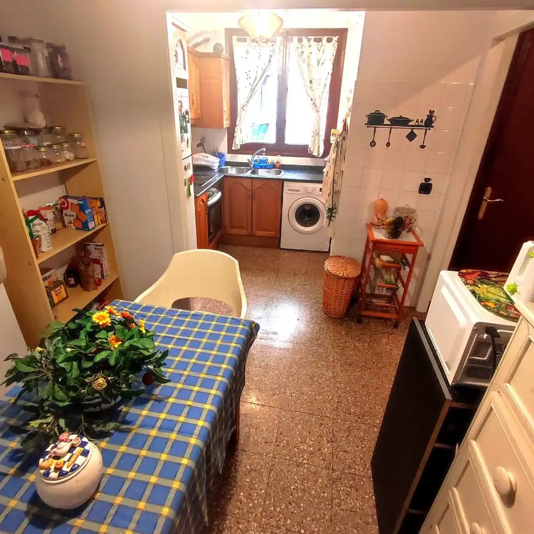 Küche von Wohnung zum Verkauf in Barbastro mit Heizung und Balkon