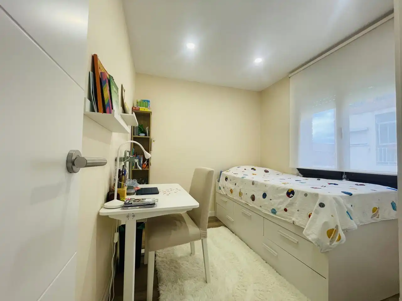 Bedroom of Flat for sale in Salut - Lloreda