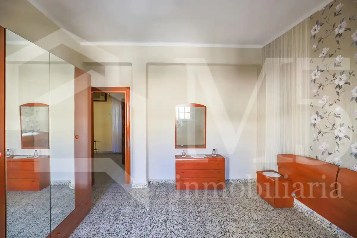 Dormitori de Casa o xalet en venda en Vélez-Málaga amb Aire condicionat, Terrassa i Balcó