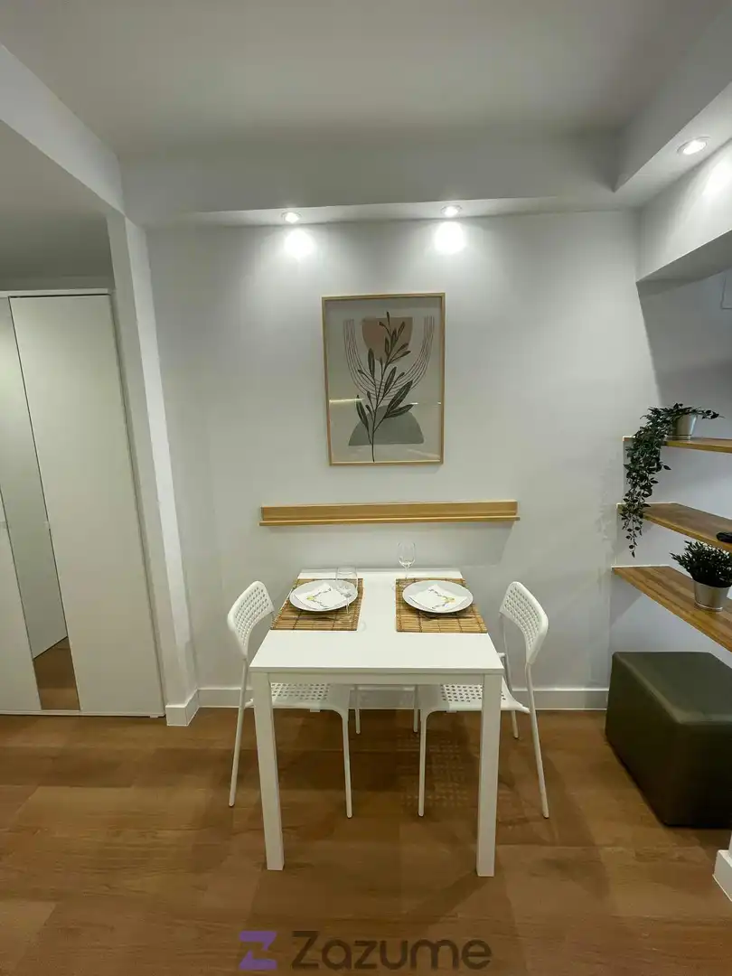 Room in C. Teniente Ochoa Olalla, San Isidro