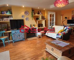 Sala d'estar de Àtic en venda en Galapagar amb Calefacció, Jardí privat i Jacuzzi