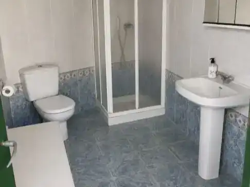 Bany de Casa adosada en venda en La Palma del Condado