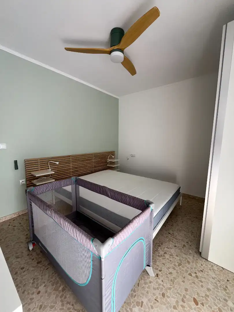 Habitación de Piso de alquiler en Salobreña con Aire acondicionado, Terraza y Amueblado