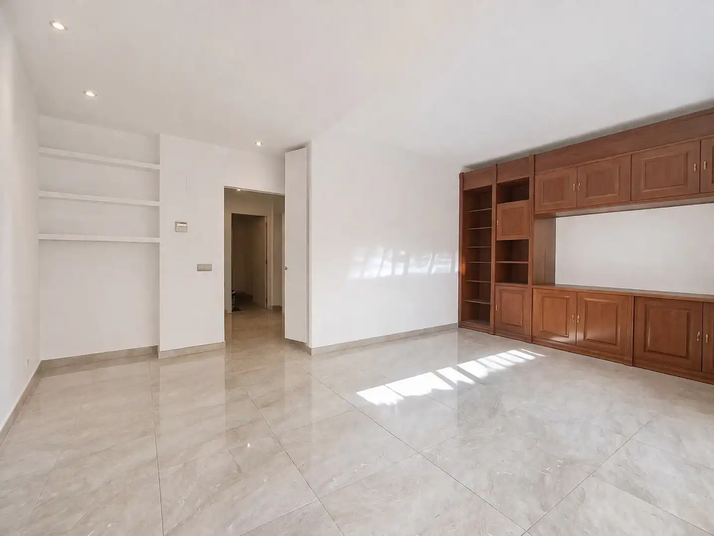 Sala de estar de Piso en venta en Palamós con Aire acondicionado, Calefacción y Jardín privado