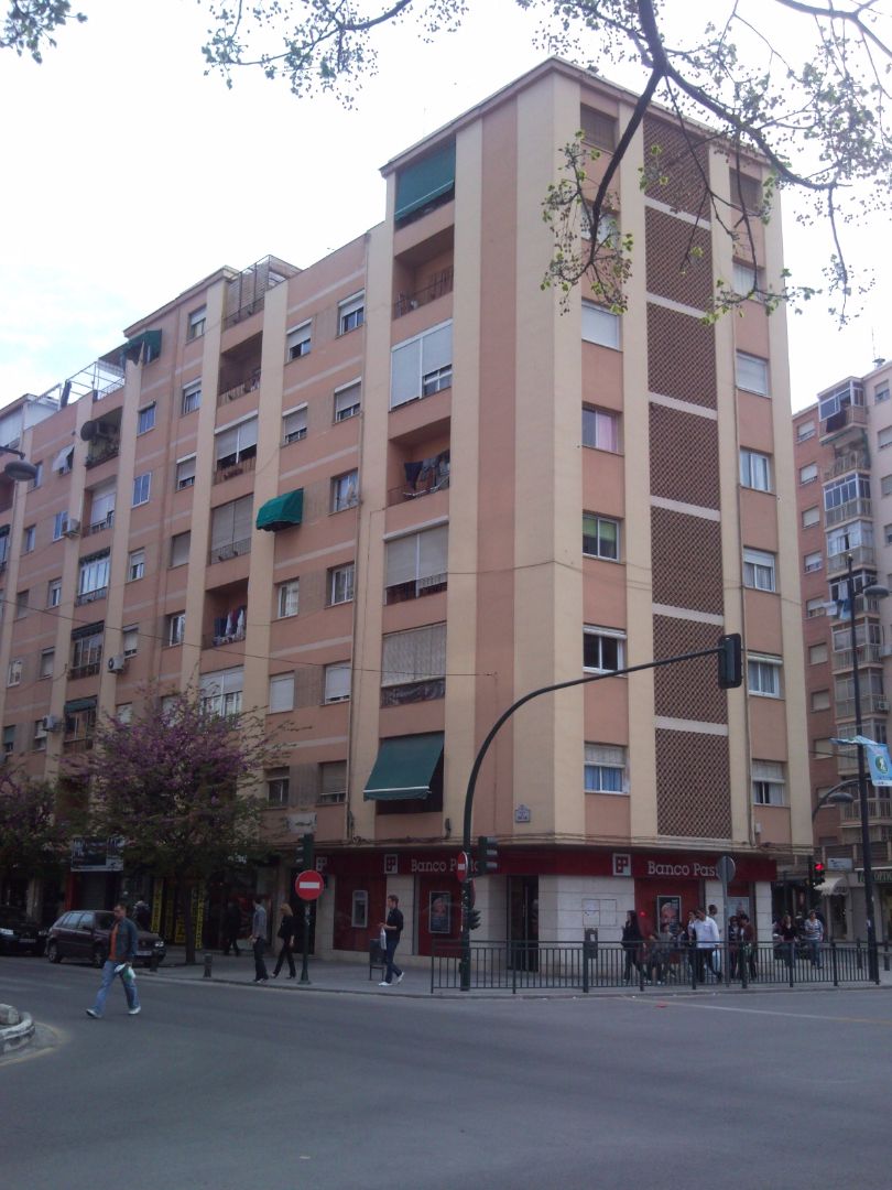 Exterior view of Office to rent in  Granada Capital  with Balcony