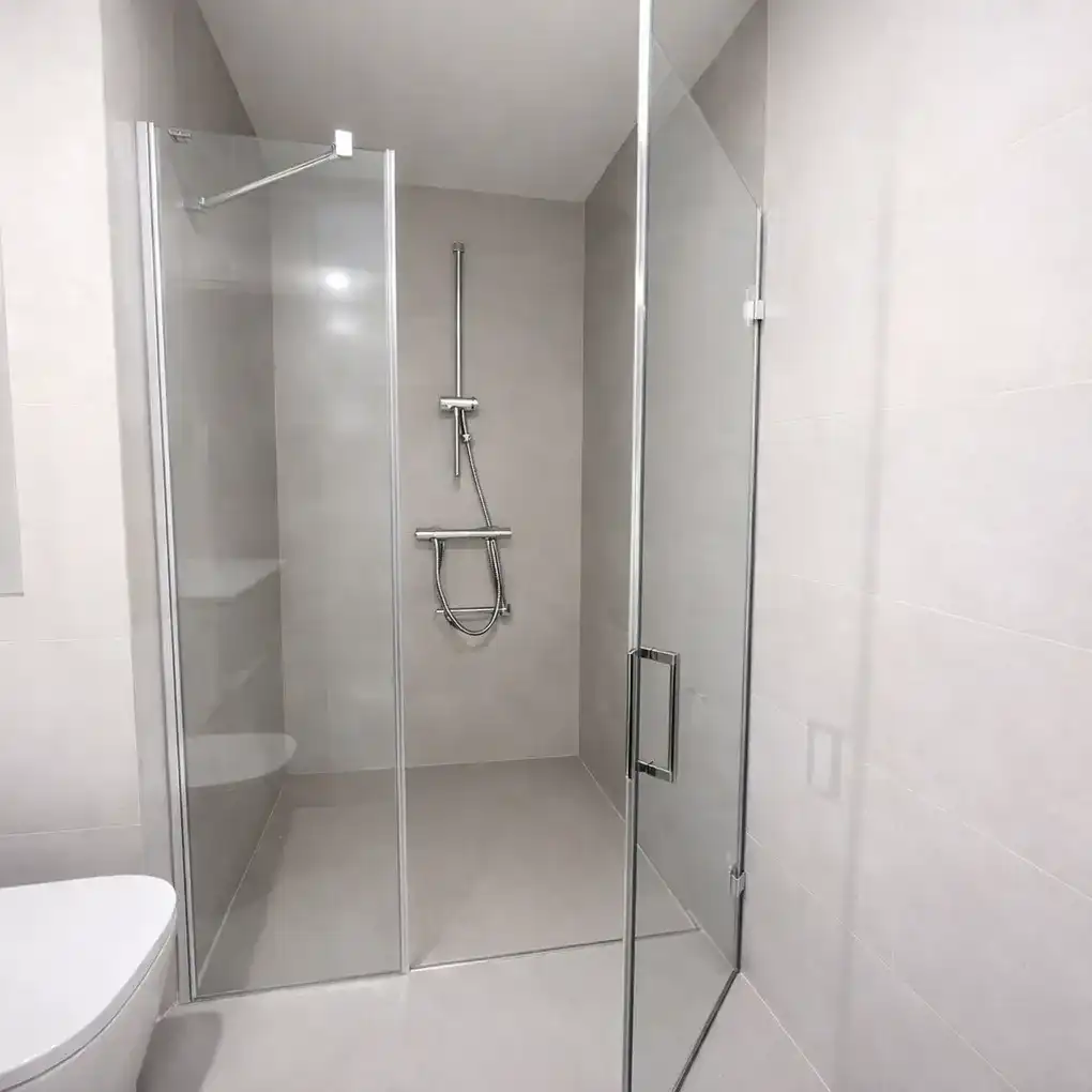 Badezimmer von Wohnung zum Verkauf in Vitoria - Gasteiz mit Heizung und Terrasse