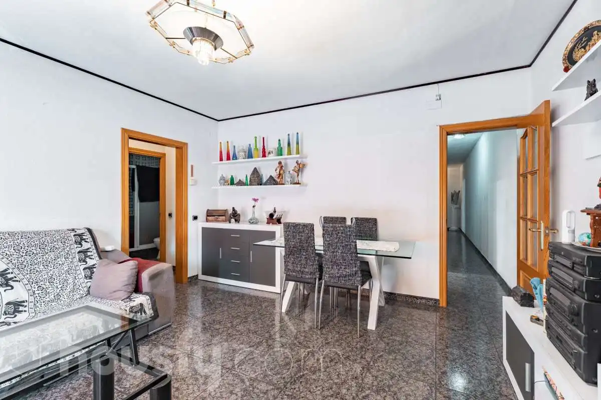 Sala de estar de Piso en venta en Vilafranca del Penedès con Calefacción, Trastero y Balcón
