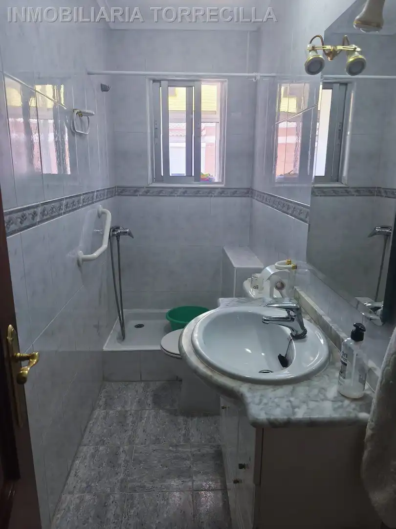 Bany de Pis en venda en Valladolid amb Calefacció, Terrassa i Moblat