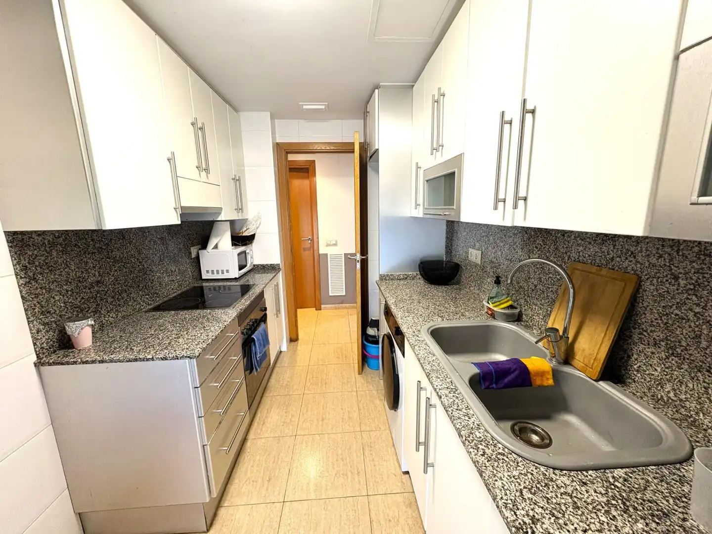 Flat with terrace for sale in PIRINEUS 13, imagen 9