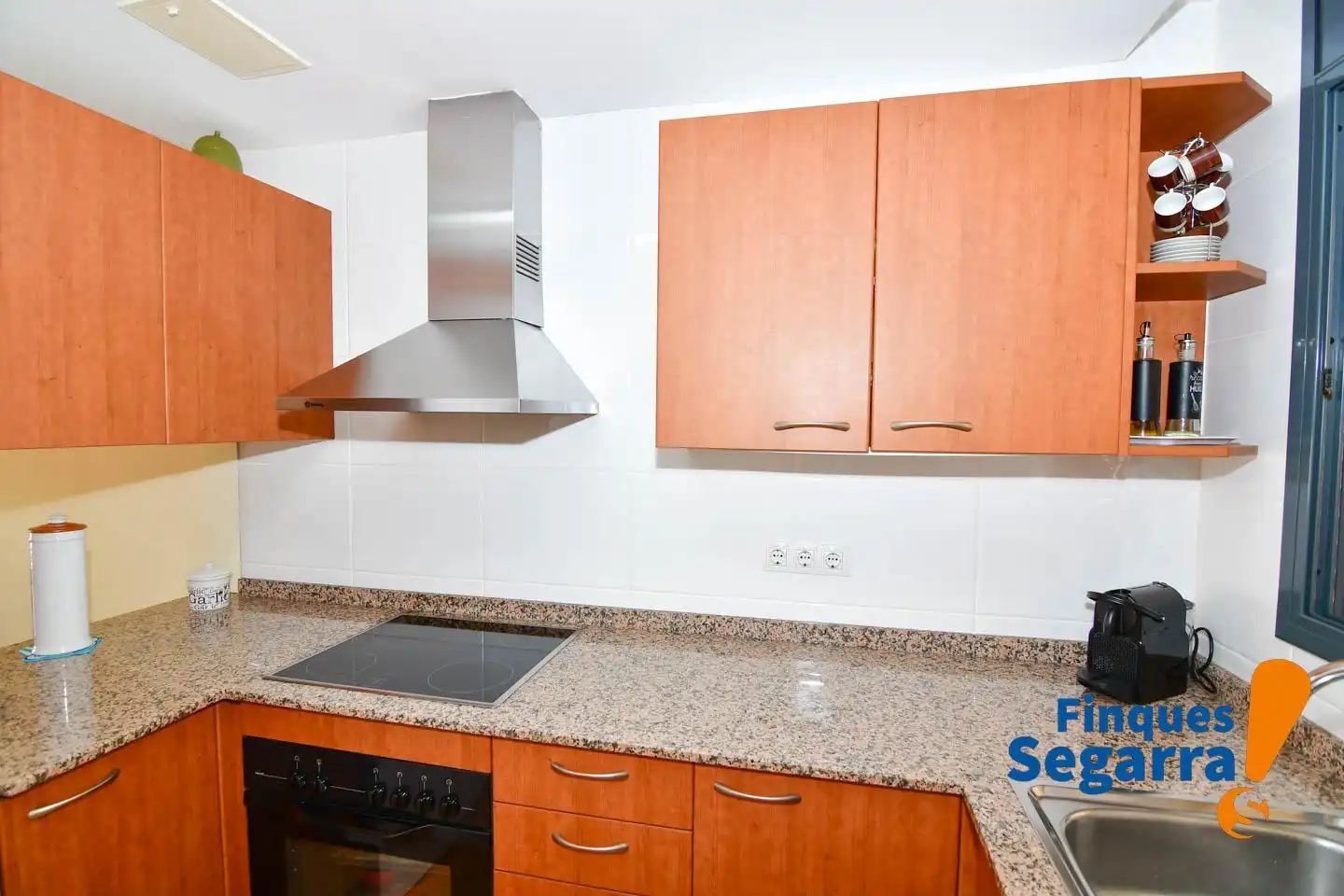 Cocina de Piso en venta en El Vendrell con Balcón y Piscina comunitaria