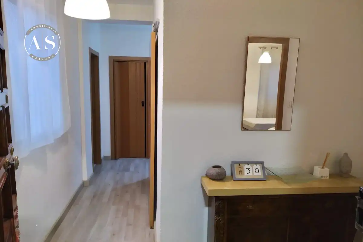 Wohnung zum Verkauf in Granada mit Klimaanlage und Heizung
