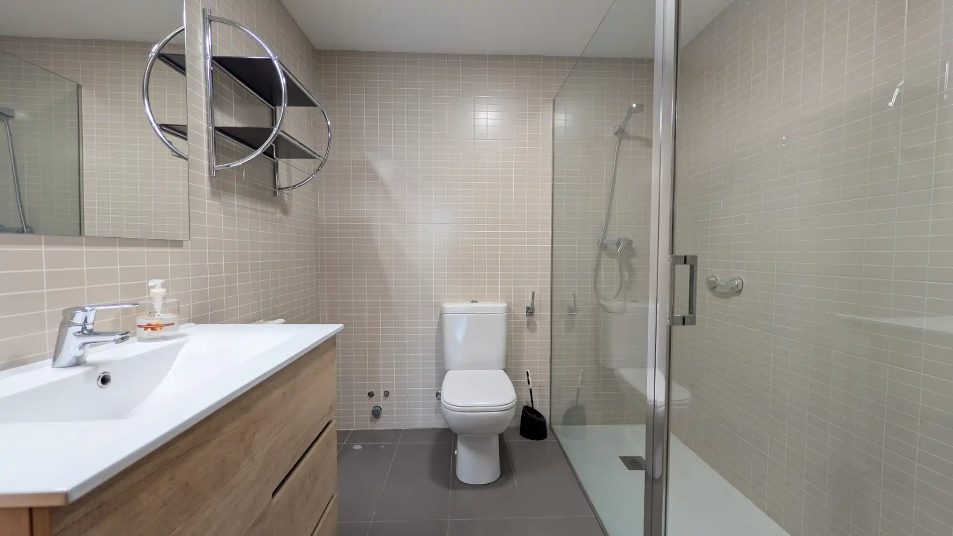 Baño de Piso en venta en Barcelona con Aire acondicionado, Calefacción y Parquet