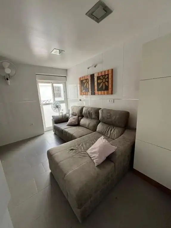 Wohnung zur Miete in Ciudad Jardín - Tagarete - El Zapillo