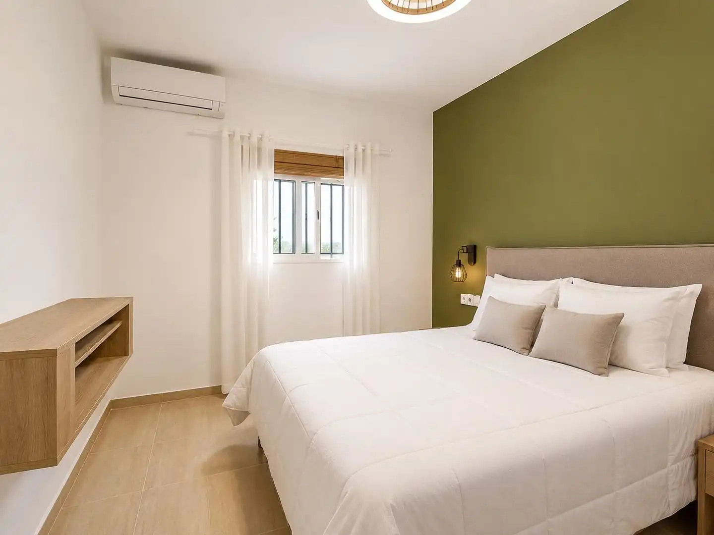 Bedroom of Houses for sale in Albuñol  with Air Conditioner and Terrace