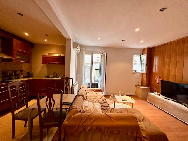 Living room of Flat for sale in  Barcelona Capital  with Air Conditioner and Heating