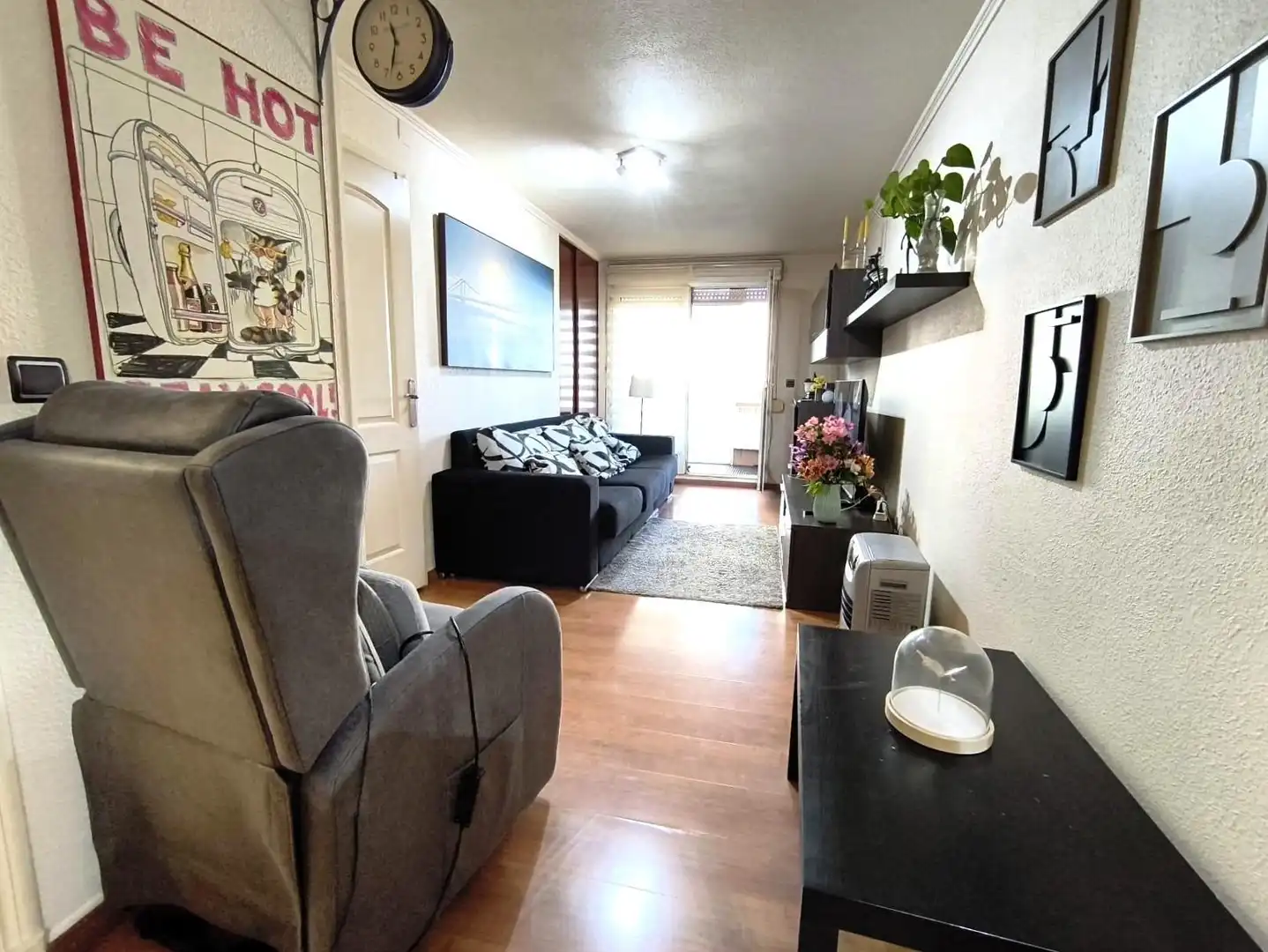 Wohnzimmer von Erdgeschoss zum Verkauf in Miengo mit Heizung, Privatgarten und Terrasse