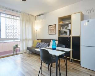 Sala d'estar de Apartament de lloguer en  Barcelona Capital amb Aire condicionat