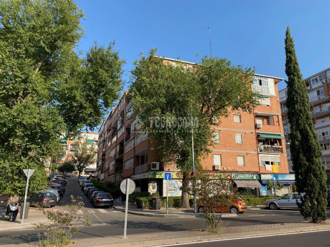Exterior view of Flat for sale in  Madrid Capital  with Air Conditioner and Heating