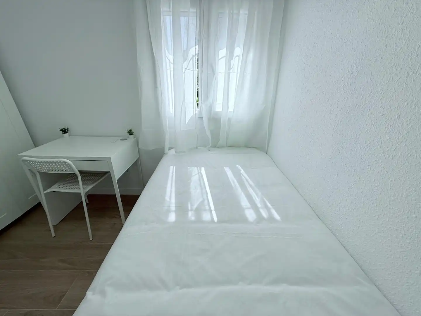 Room in Calle del Puerto del Bruch, 7, Casco Histórico de Vallecas