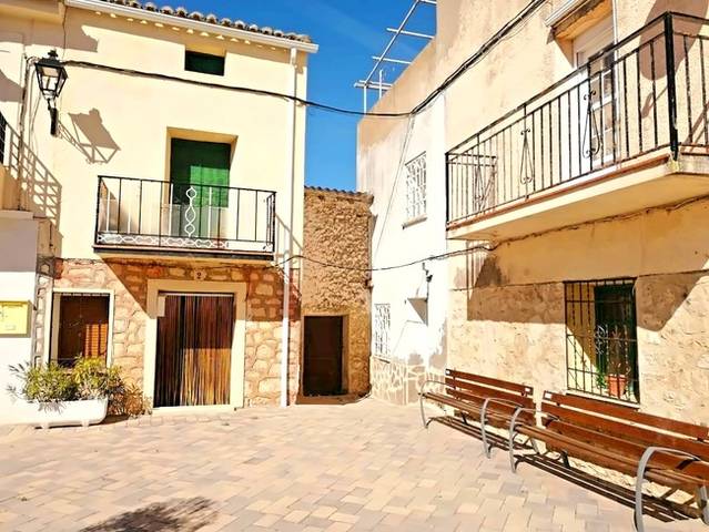 Casa adosada en Venta en MAYOR en Escopete