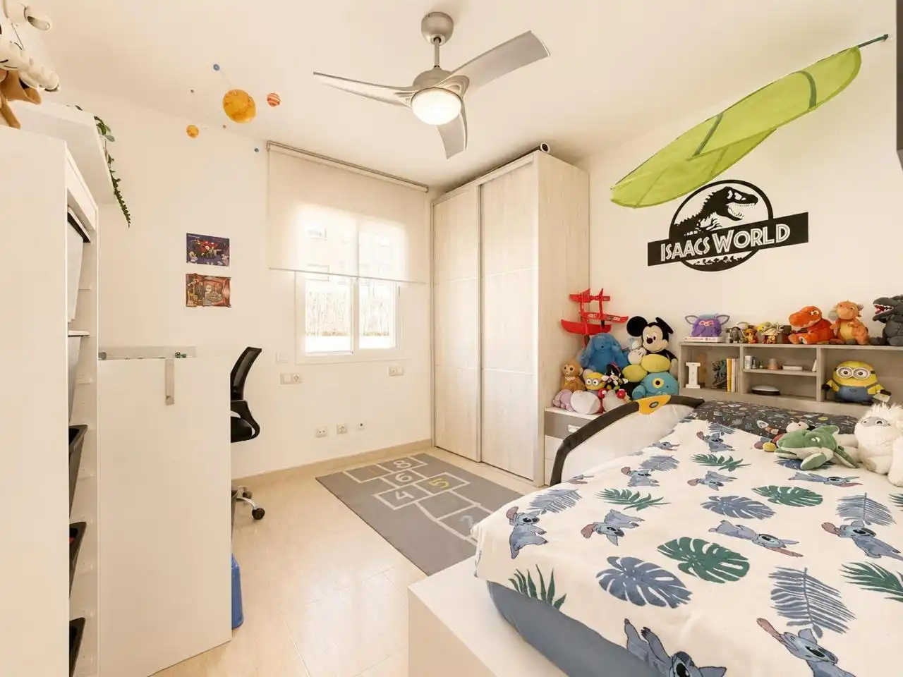 Schlafzimmer von Haus oder Chalet zum Verkauf in Castellbisbal mit Klimaanlage, Heizung und Privatgarten
