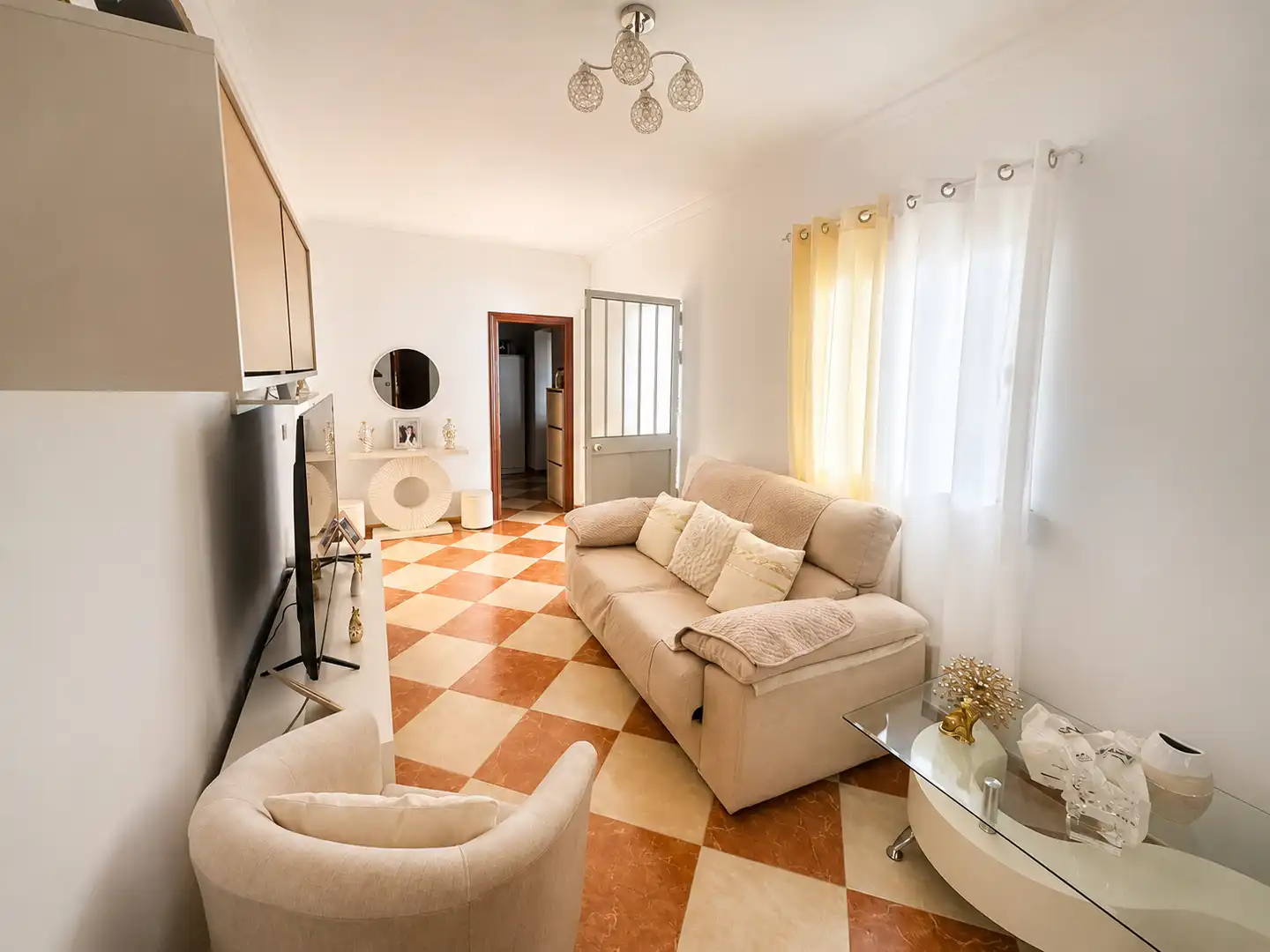 Sala de estar de Casa o chalet en venta en Castilleja de Guzmán con Aire acondicionado, Calefacción y Terraza