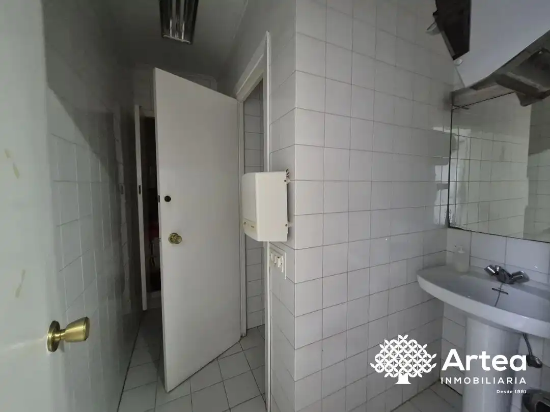 Local comercial en venda a Vianako Printzearen Kalea 4, imagen 15