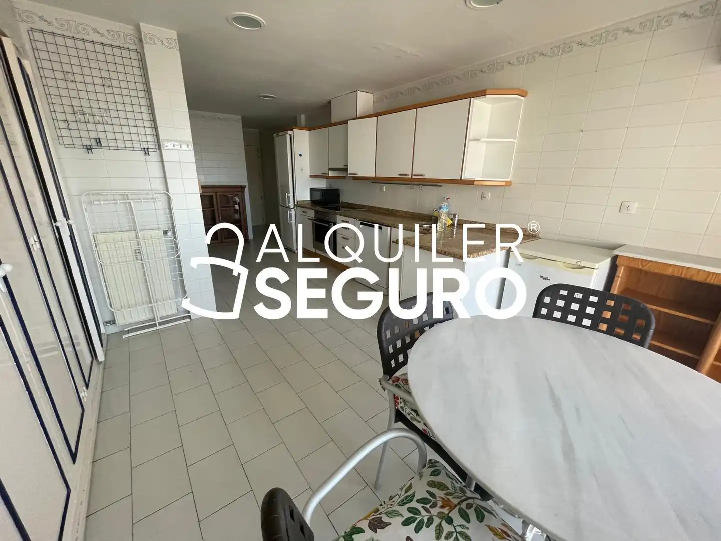 Kitchen of Flat for rent in Madrid  with Air Conditioner, Heating and Terrace