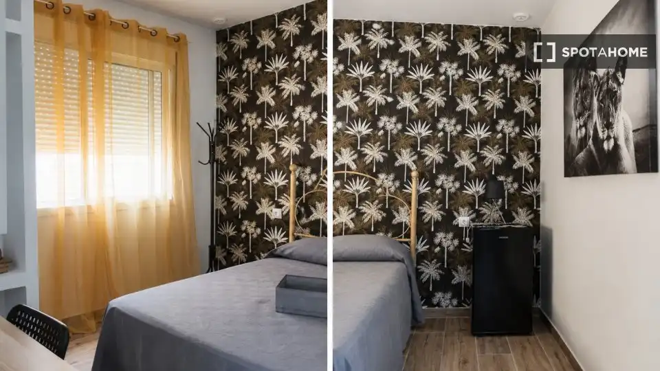 Bedroom of Flat for share in Alameda - Mentidero - Teatro Falla