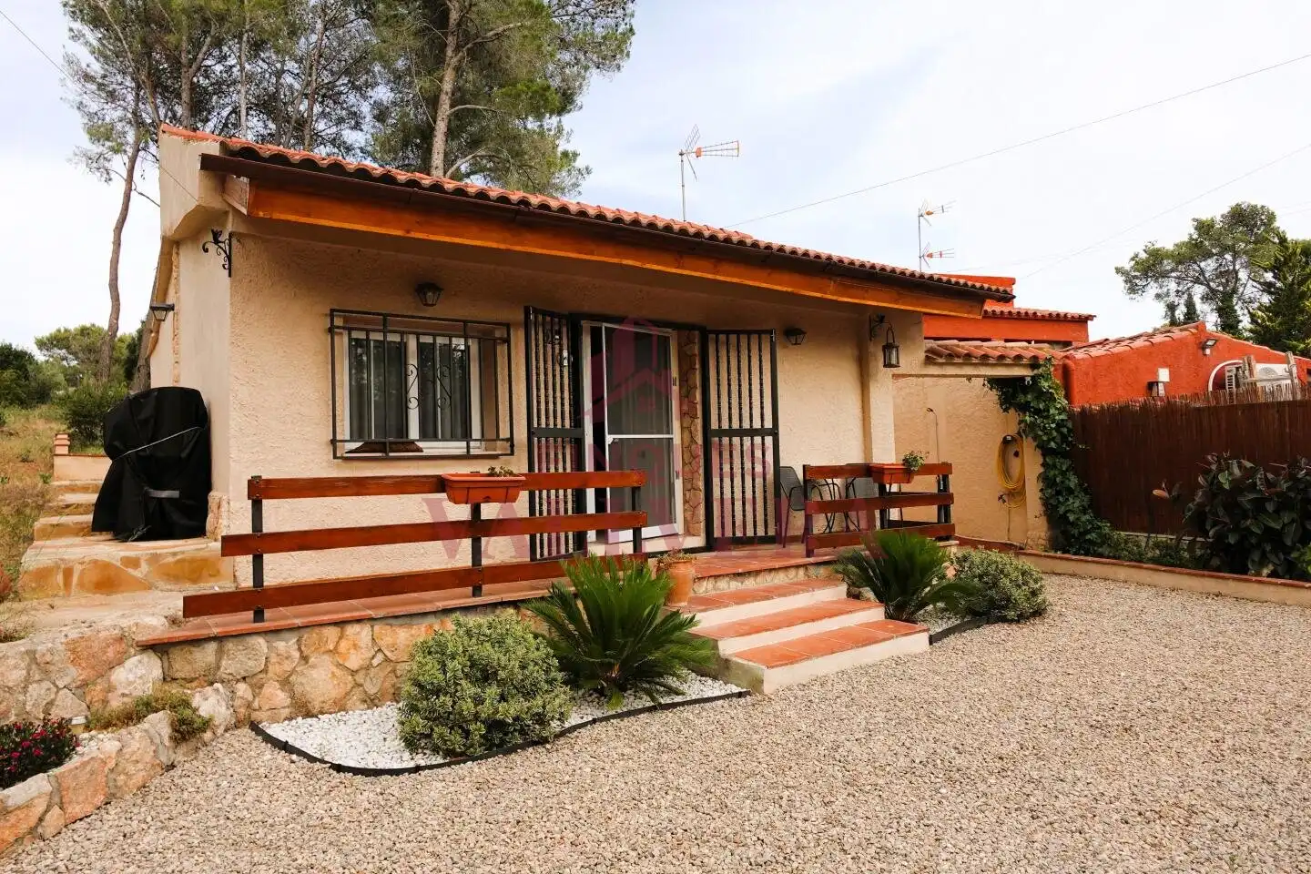 Vista exterior de Casa o xalet en venda en Cabra del Camp