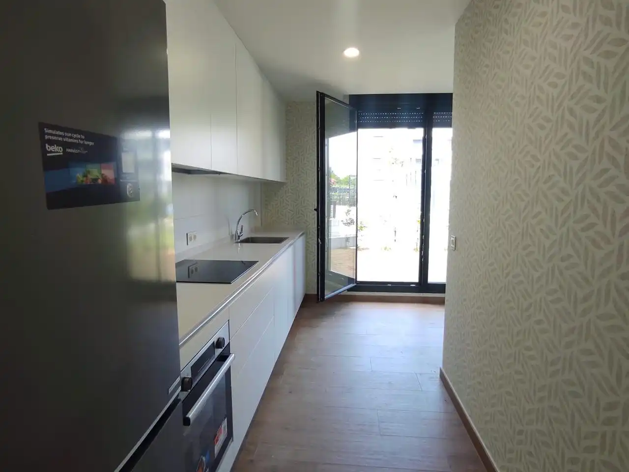 Cocina de Planta baja de alquiler en Santander con Calefacción, Jardín privado y Parquet