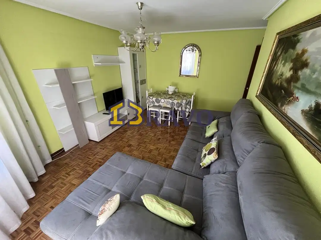 Living room of Flat for sale in Medina de Pomar  with Heating, Furnished and Balcony