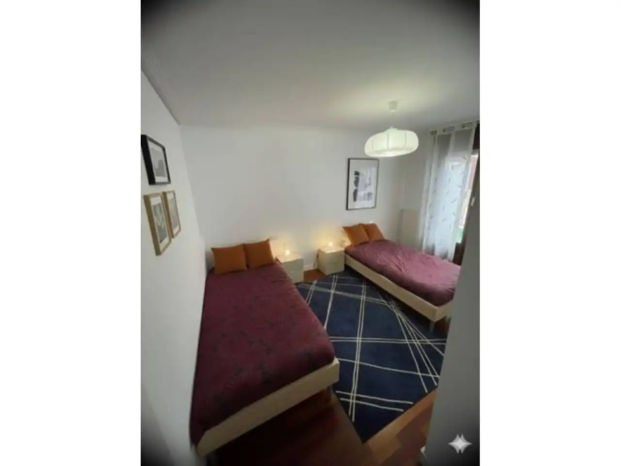 Schlafzimmer von Dachboden zur Miete in Oviedo  mit Heizung, Parkett und Terrasse