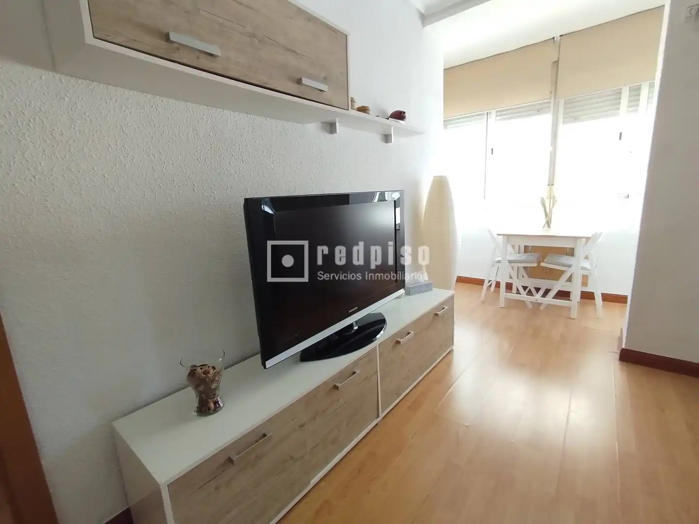 Schlafzimmer von Wohnung zur Miete in Sevilla mit Klimaanlage, Parkett und Terrasse