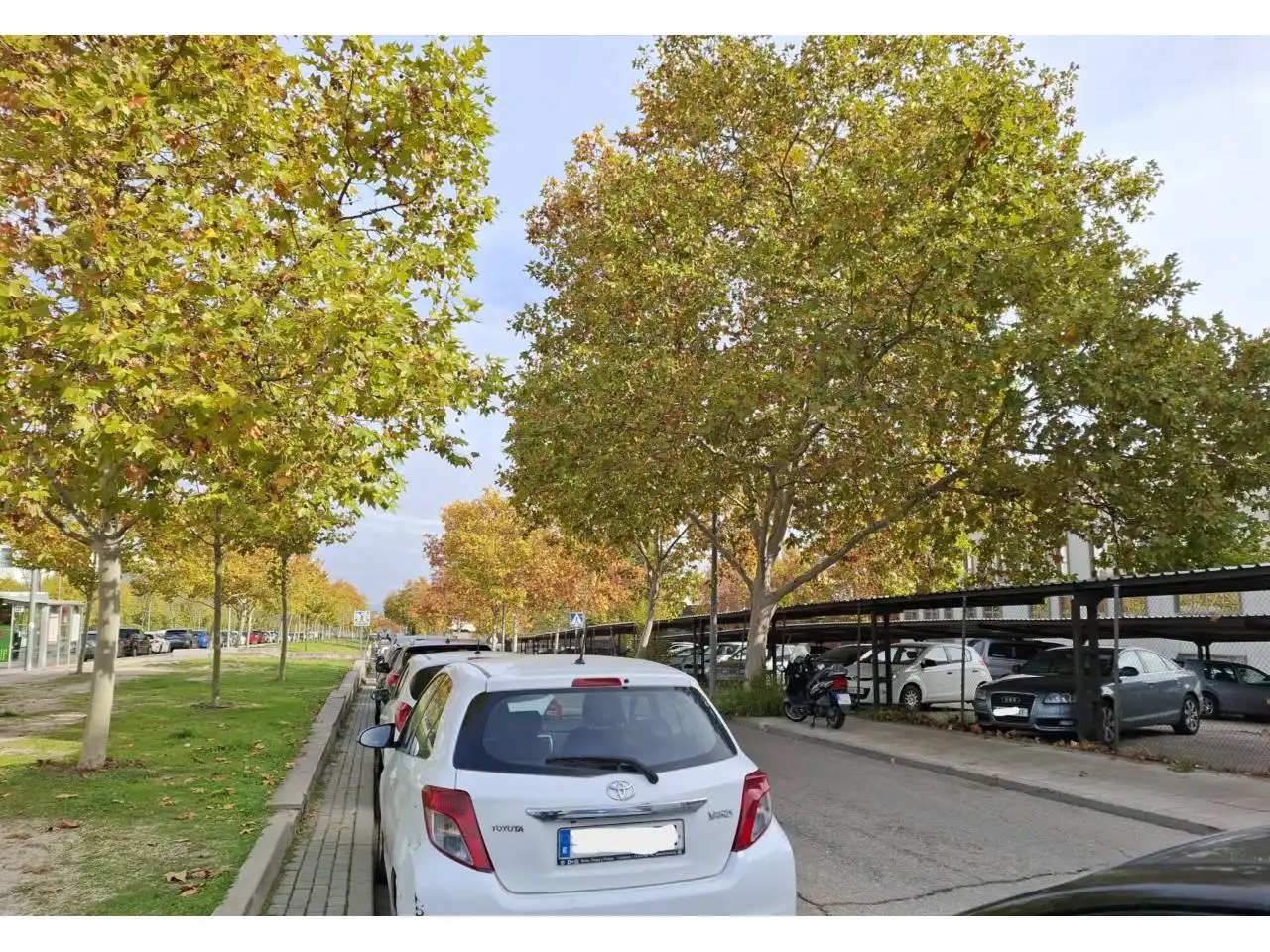 Parkplatz von Büro zur Miete in San Sebastián de los Reyes mit Klimaanlage, Heizung und Alarm