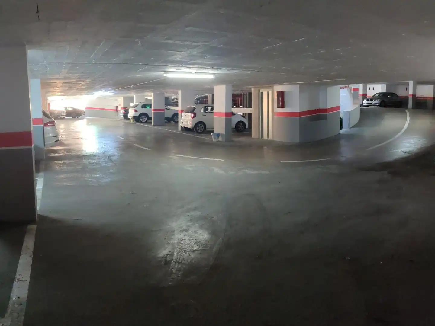 Aparcament de Garatge en venda en Málaga amb Alarma