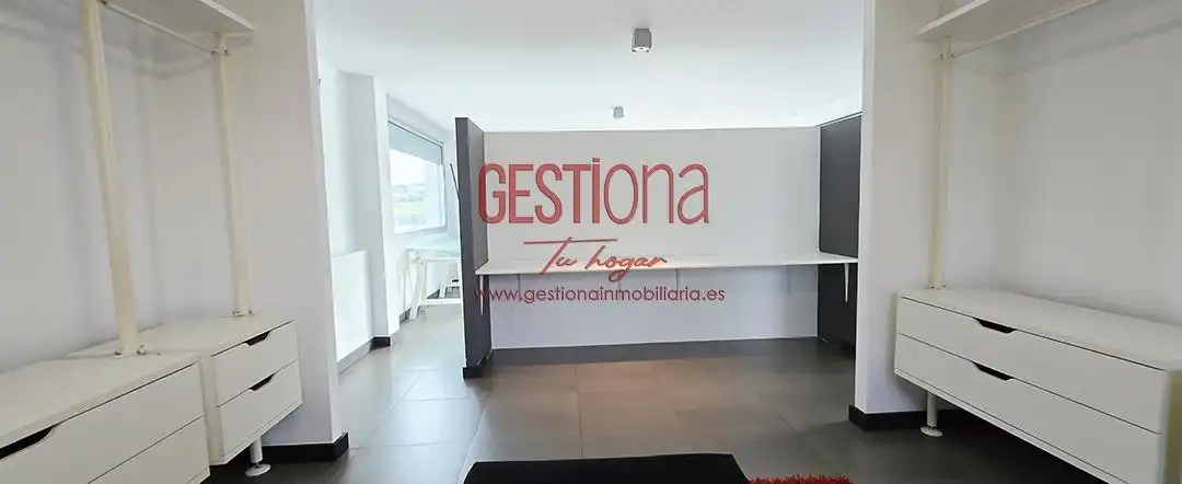 Houses for sale in Santa Cruz de Bezana  with Private garden, Terrace and Furnished