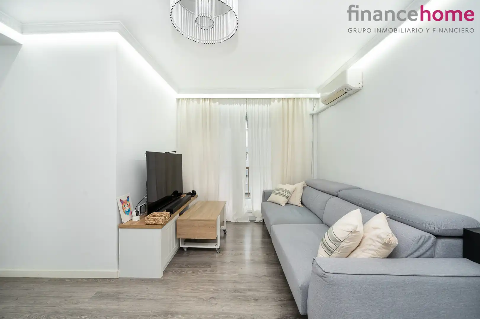 Living room of Flat for sale in Móstoles  with Air Conditioner, Heating and Terrace