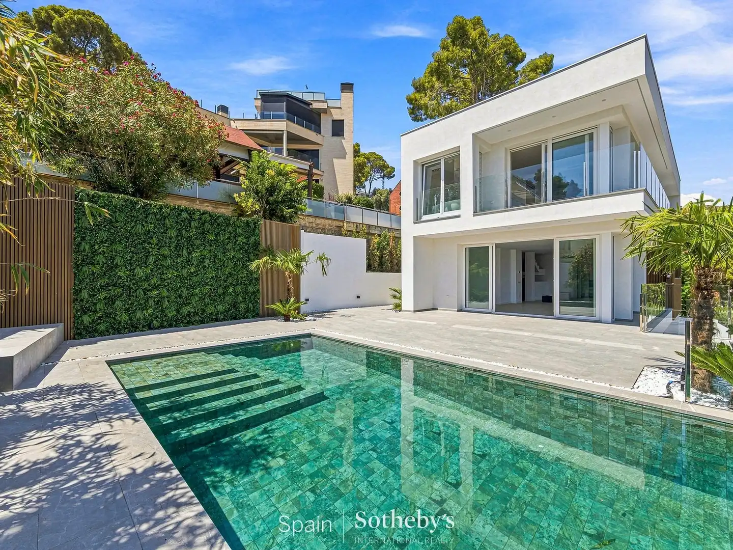 Casa con piscina en venta en Bellamar